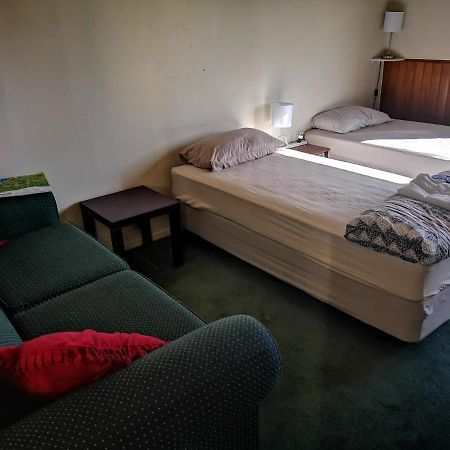 Mountain Jade Backpackers,Private Rooms & Studios โฮกิทิกา ภายนอก รูปภาพ