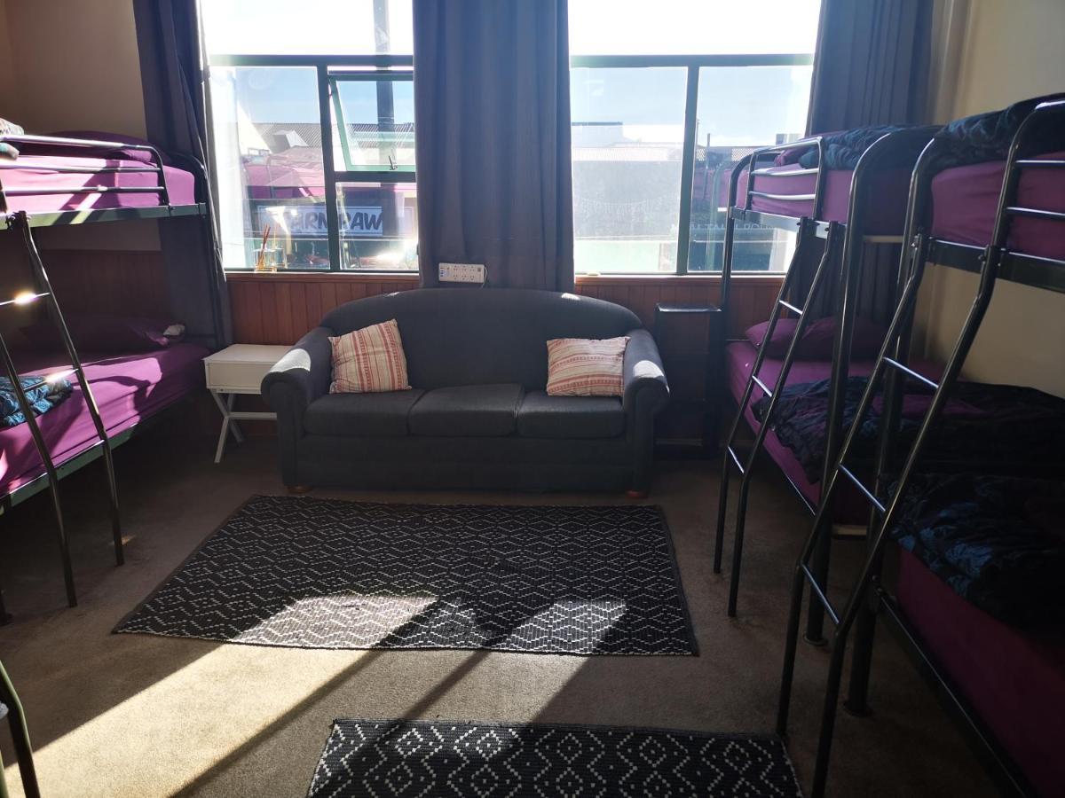 Mountain Jade Backpackers,Private Rooms & Studios โฮกิทิกา ภายนอก รูปภาพ