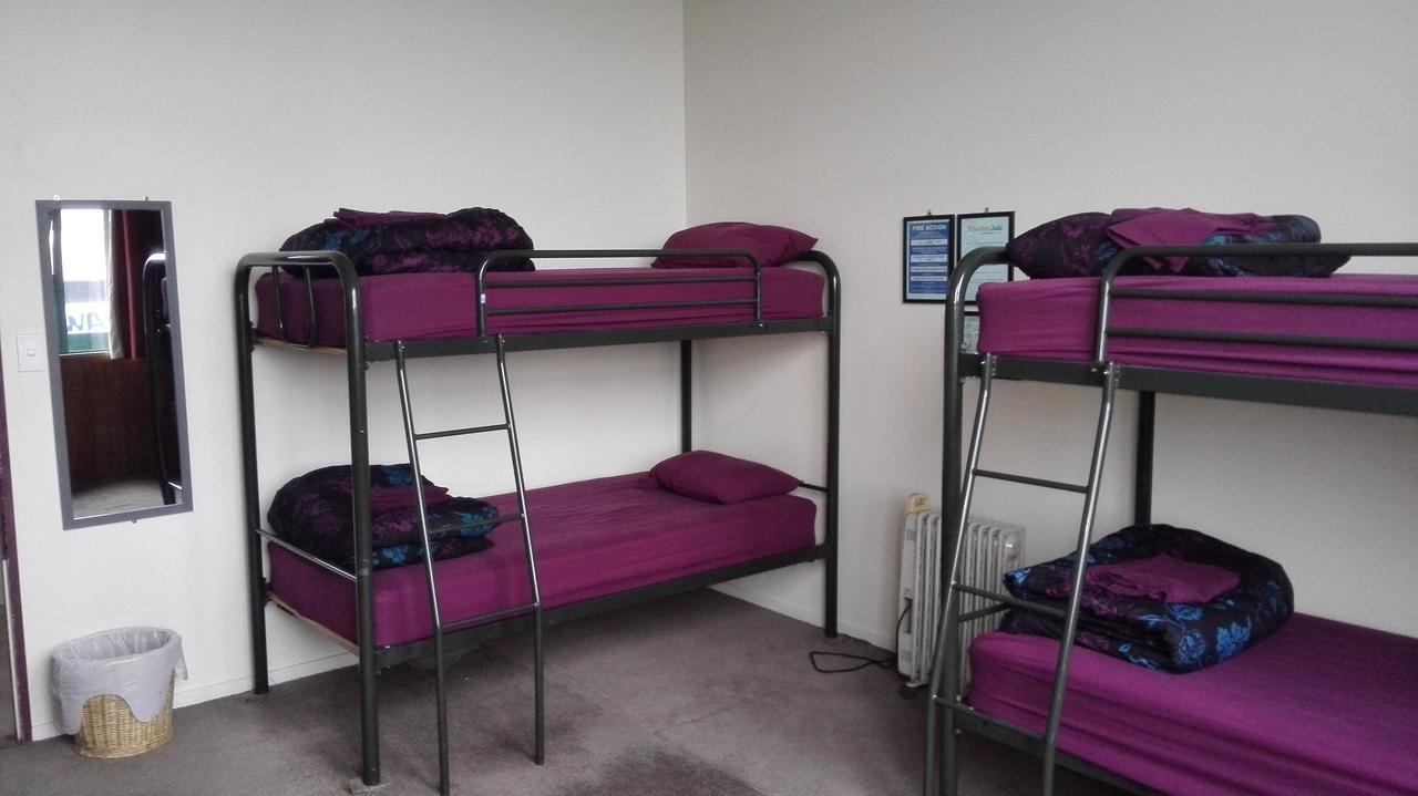 Mountain Jade Backpackers,Private Rooms & Studios โฮกิทิกา ภายนอก รูปภาพ